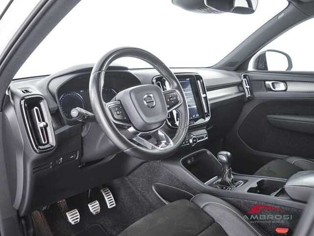 Volvo XC40 usata a Viterbo (8)