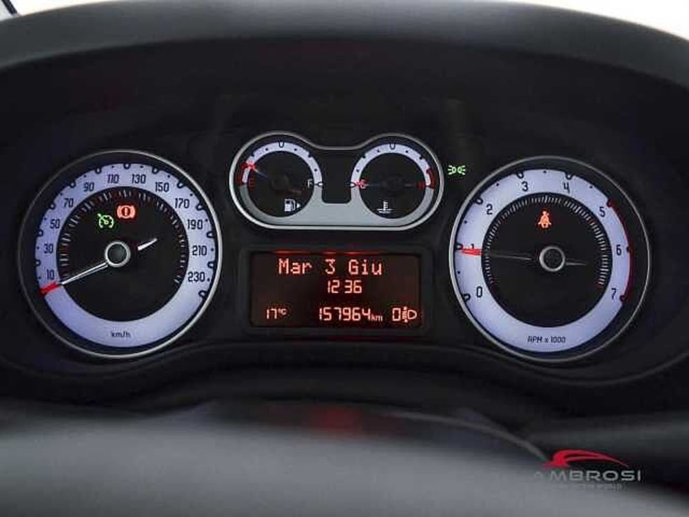 Fiat 500L usata a Viterbo (13)