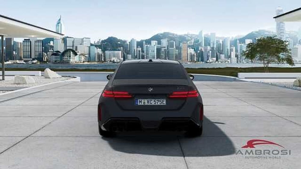 BMW Serie 5 nuova a Viterbo (5)