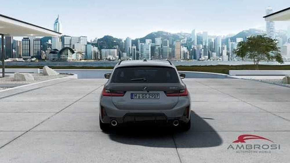 BMW Serie 3 Touring nuova a Viterbo (5)