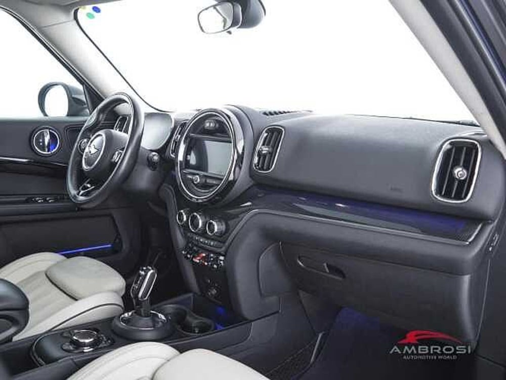MINI Mini Countryman usata a Viterbo (12)