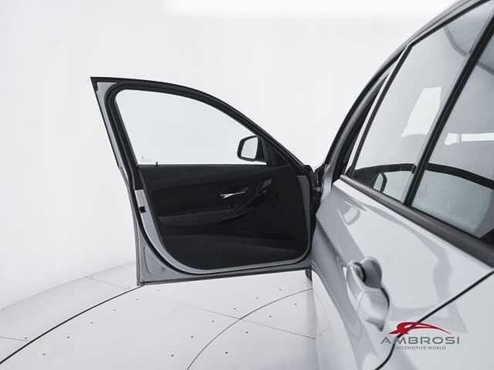 BMW Serie 3 Touring usata a Viterbo (19)