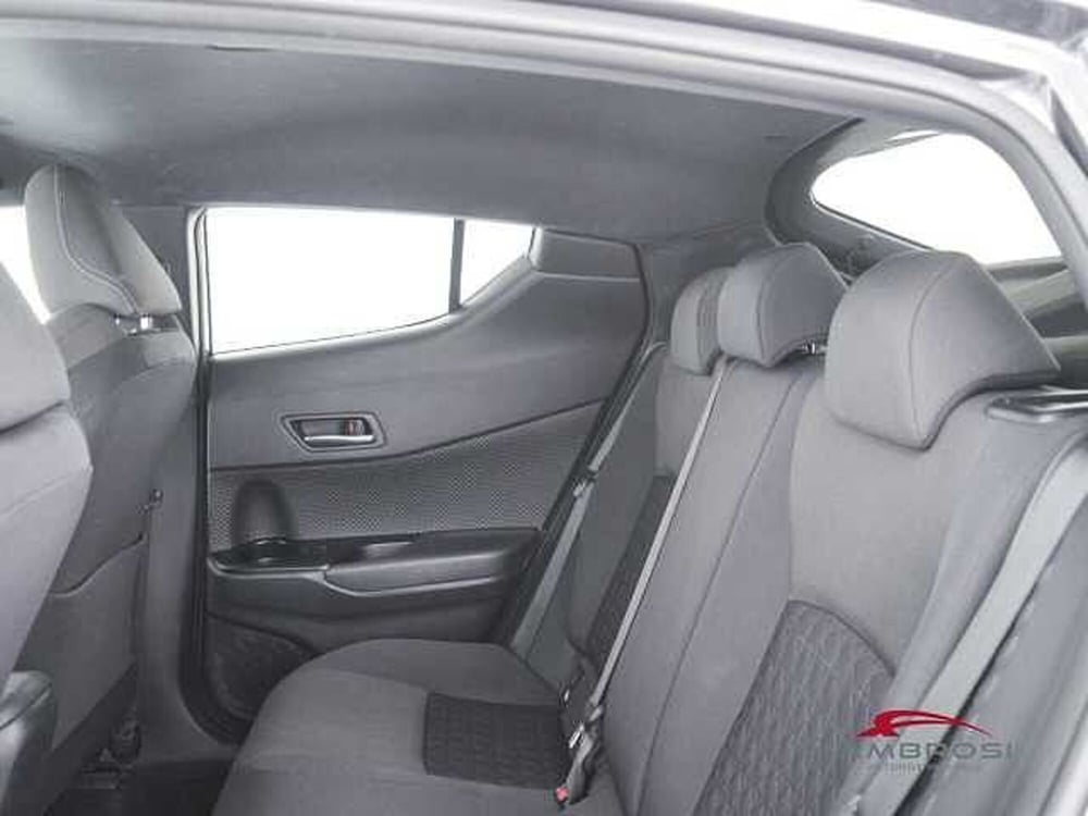 Toyota Toyota C-HR usata a Viterbo (10)