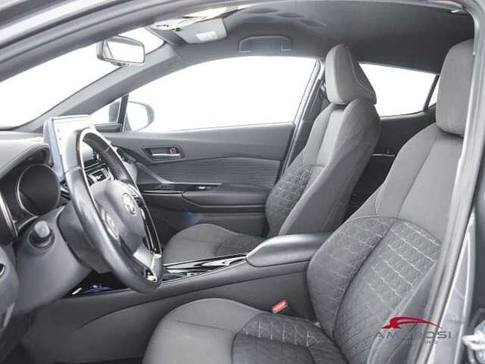 Toyota Toyota C-HR usata a Viterbo (9)