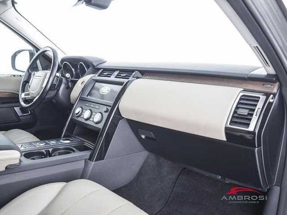 Land Rover Discovery Sport usata a Viterbo (12)