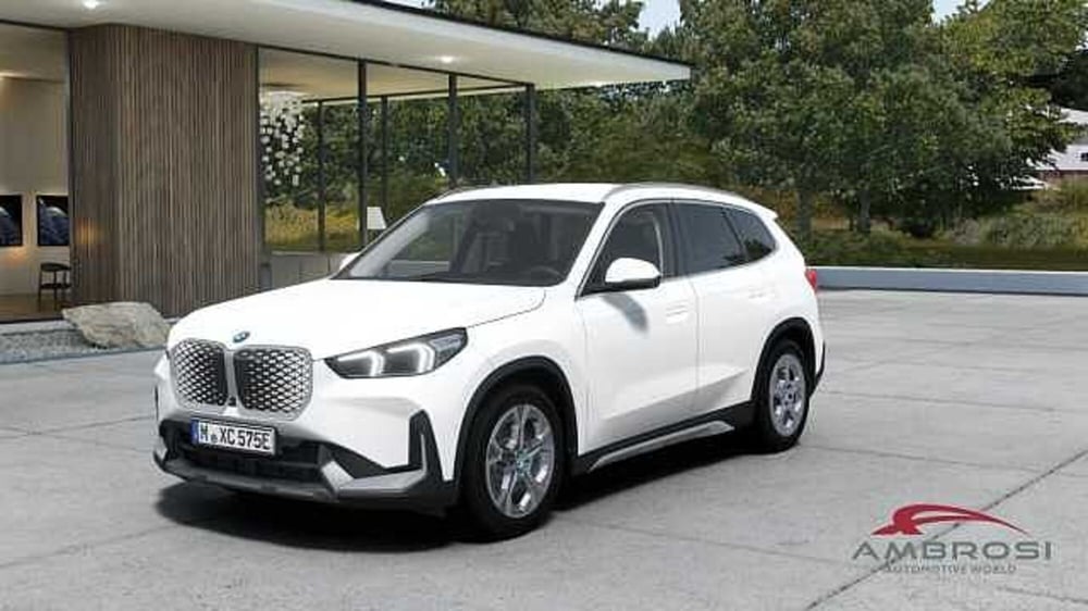 BMW iX1 nuova a Viterbo