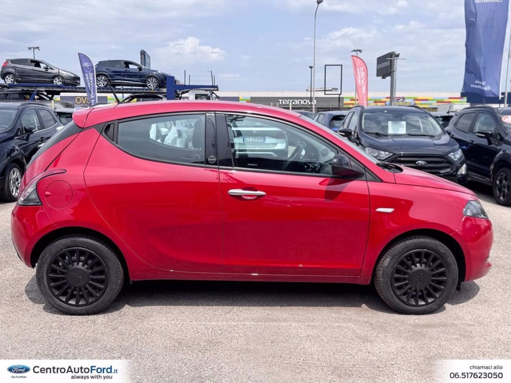Lancia Ypsilon usata a Roma (5)