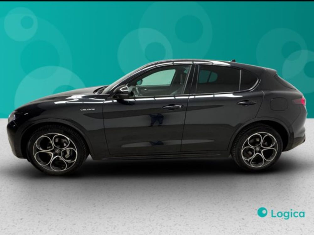 Alfa Romeo Stelvio usata a Biella (7)