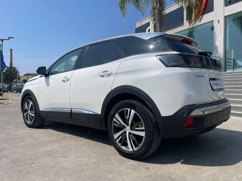 Peugeot 3008 usata a Lecce (16)