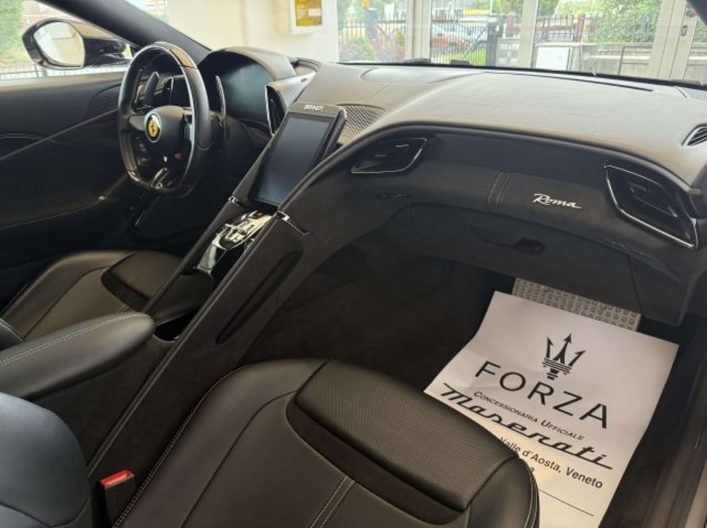 Ferrari Roma Spider usata a Torino (11)