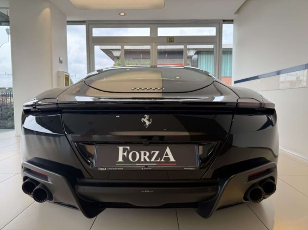 Ferrari Roma Spider usata a Torino (14)