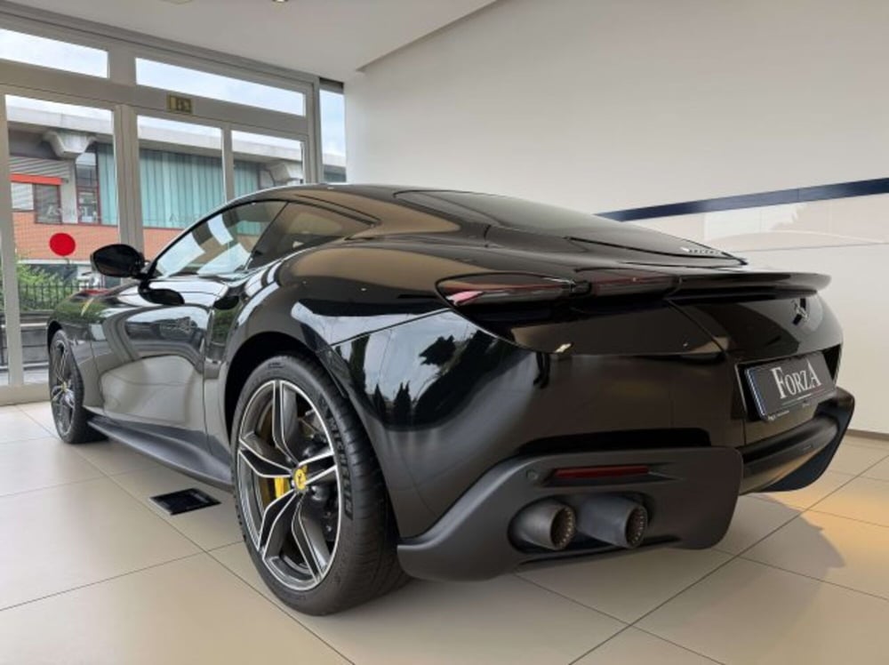 Ferrari Roma Spider usata a Torino (15)