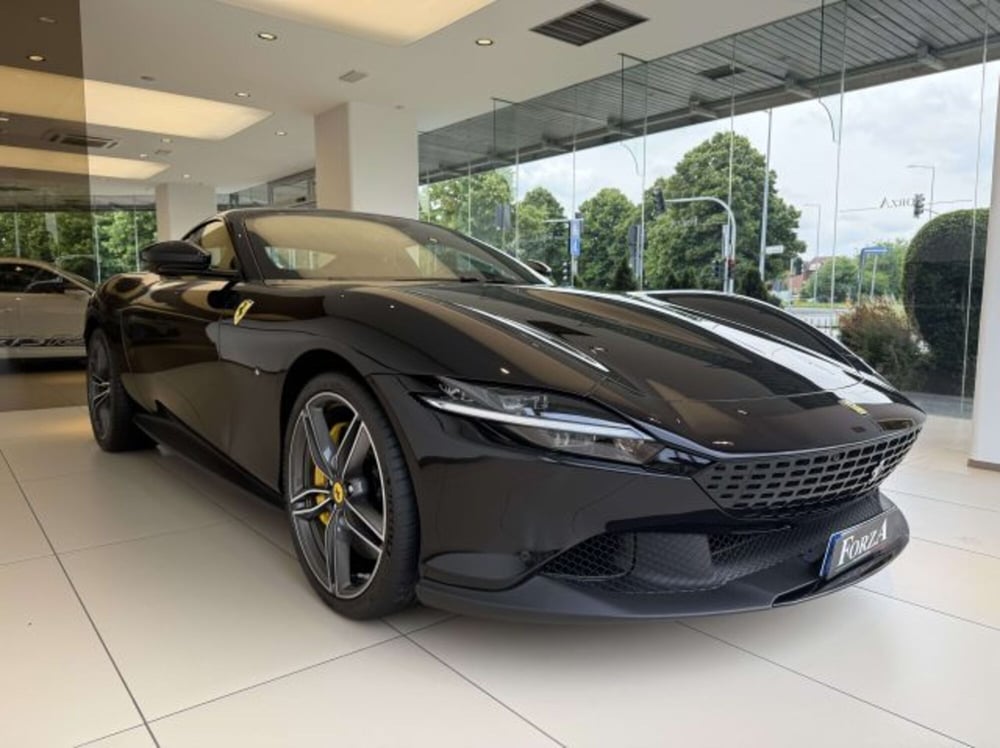 Ferrari Roma Spider usata a Torino (3)