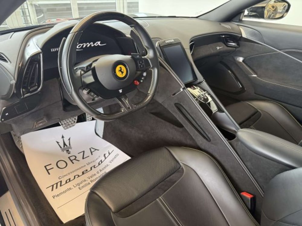 Ferrari Roma Spider usata a Torino (7)