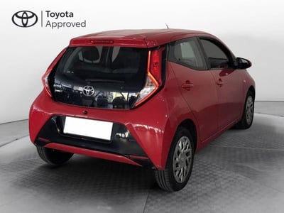 Toyota Aygo 1.0 VVT-i 72 CV 5 porte x-play MMT del 2021 usata a Torino