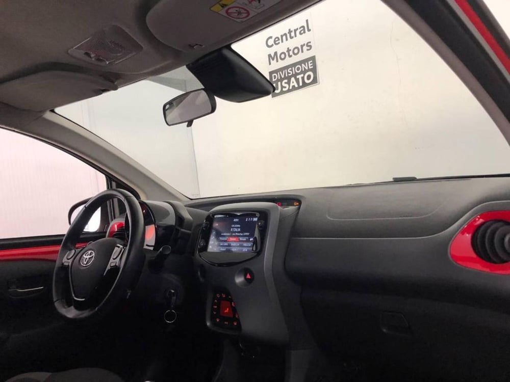 Toyota Aygo usata a Torino (8)