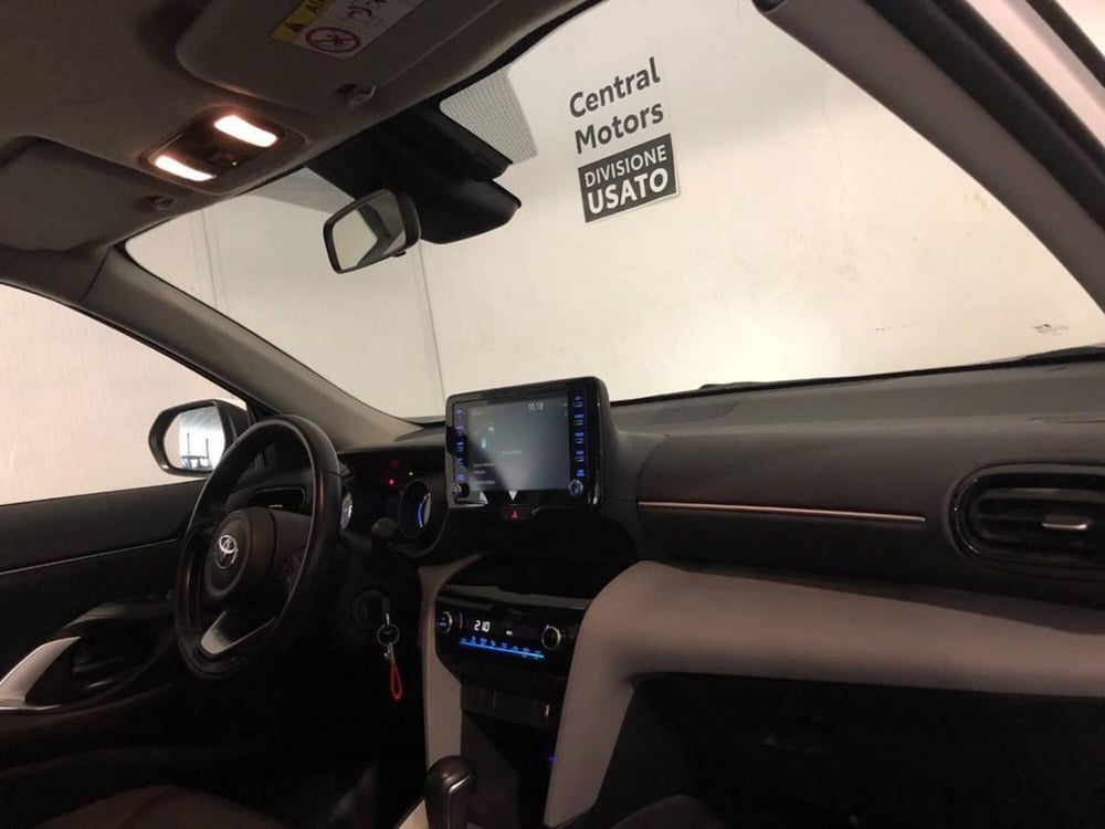 Toyota Yaris Cross usata a Torino (9)