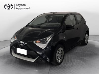 Toyota Aygo 1.0 VVT-i 72 CV 5 porte x-play MMT del 2021 usata a Torino