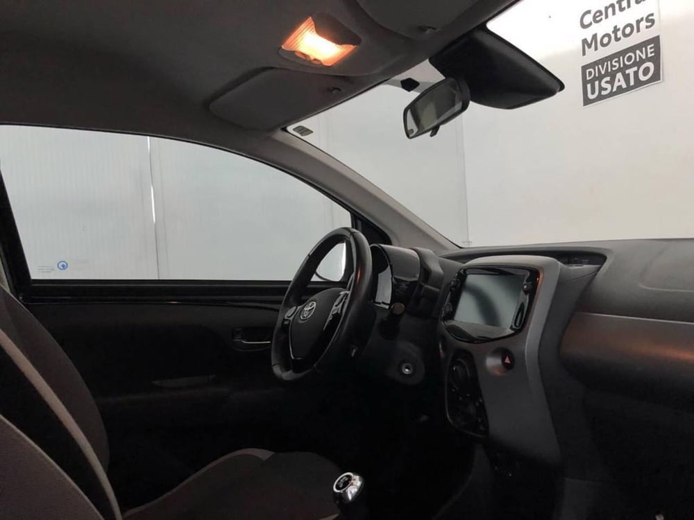 Toyota Aygo usata a Torino (8)