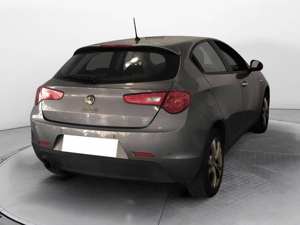 Alfa Romeo Giulietta usata a Torino (4)