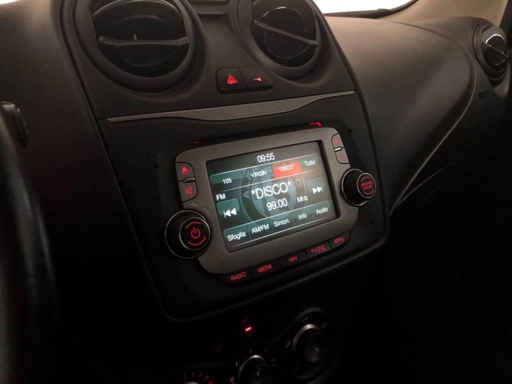 Alfa Romeo MiTo usata a Torino (13)