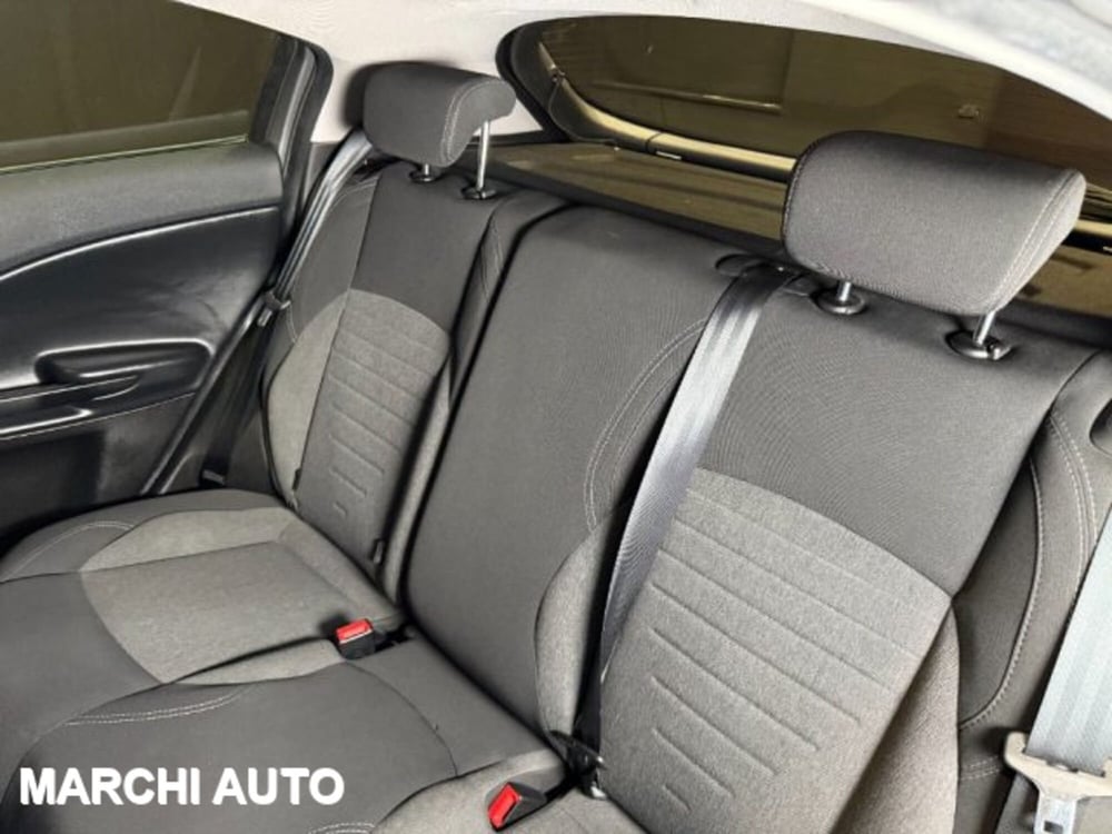 Alfa Romeo Giulietta usata a Perugia (12)