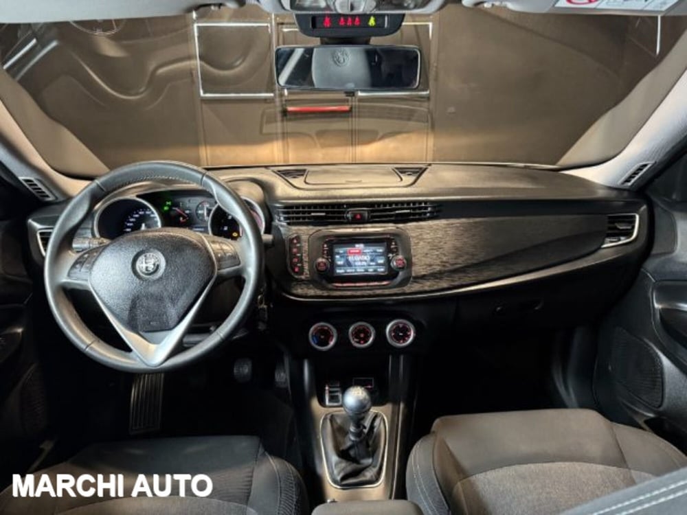 Alfa Romeo Giulietta usata a Perugia (13)