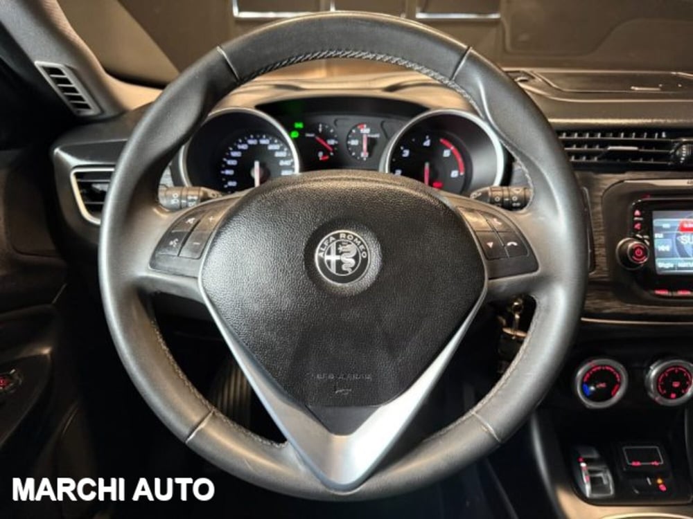 Alfa Romeo Giulietta usata a Perugia (15)