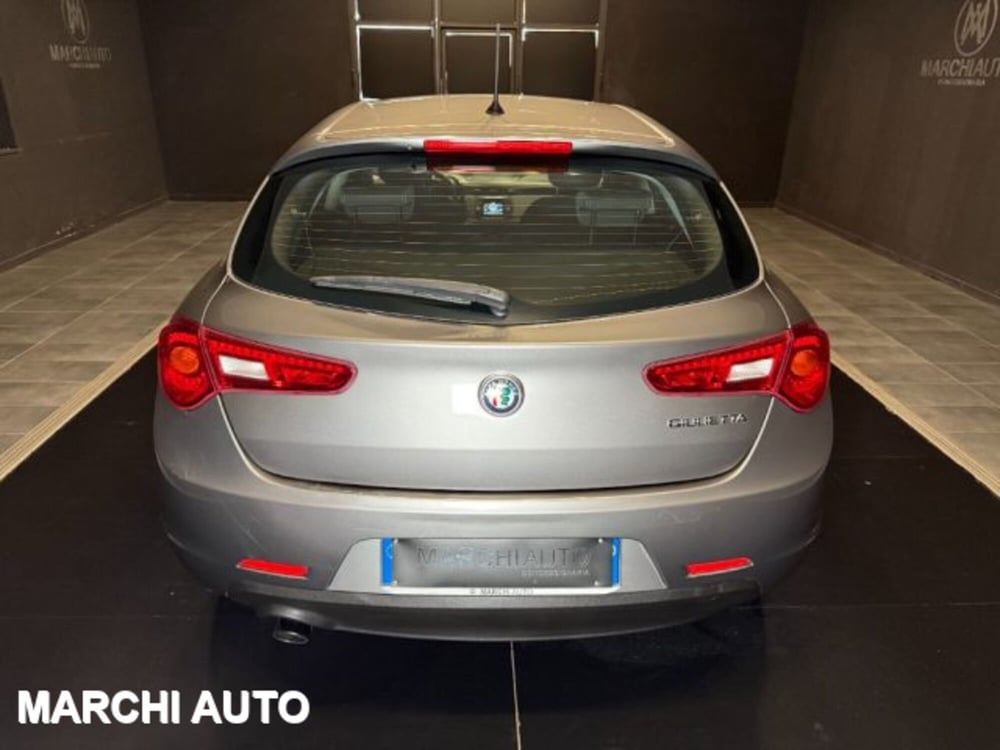 Alfa Romeo Giulietta usata a Perugia (6)