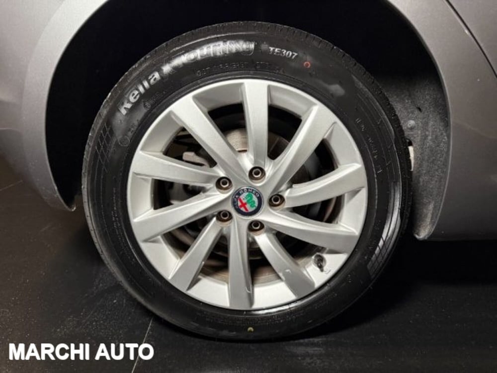 Alfa Romeo Giulietta usata a Perugia (9)