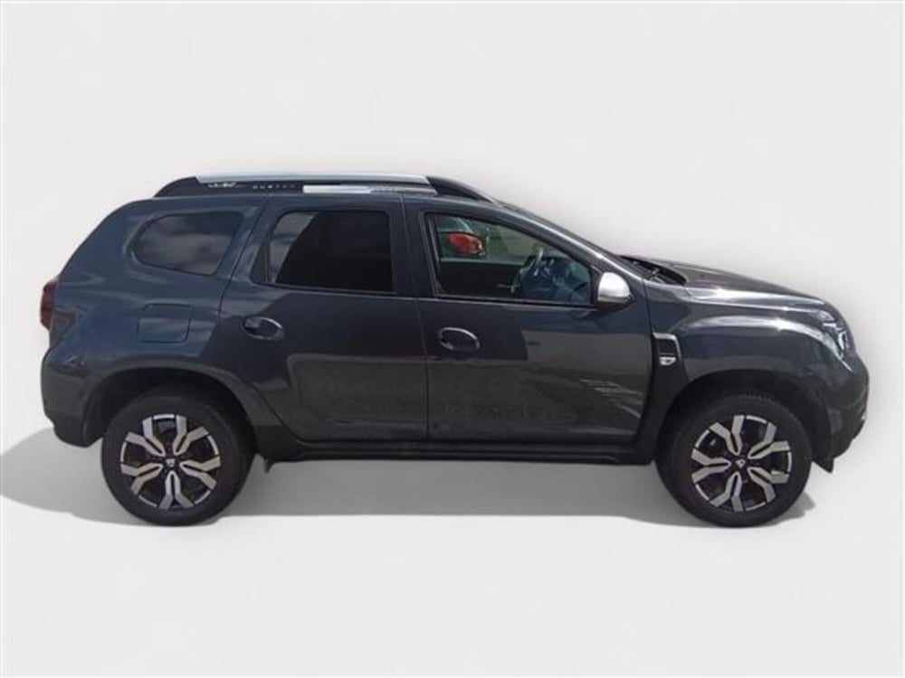 Dacia Duster usata a Livorno (6)