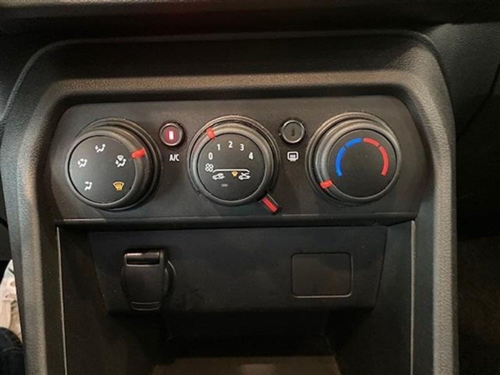 Dacia Sandero usata a Cremona (7)