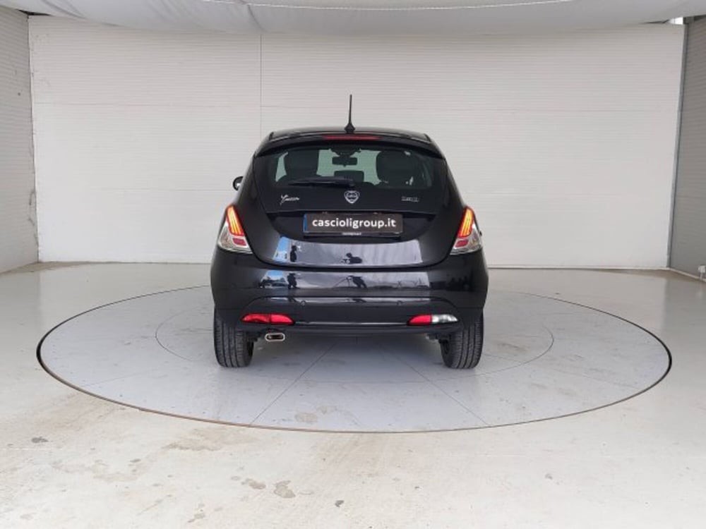 Lancia Ypsilon usata a Teramo (4)