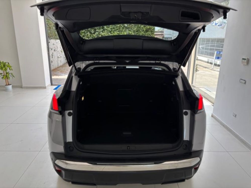Peugeot 3008 usata a Napoli (10)