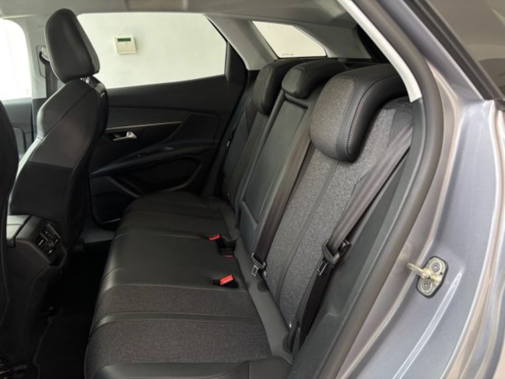 Peugeot 3008 usata a Napoli (16)