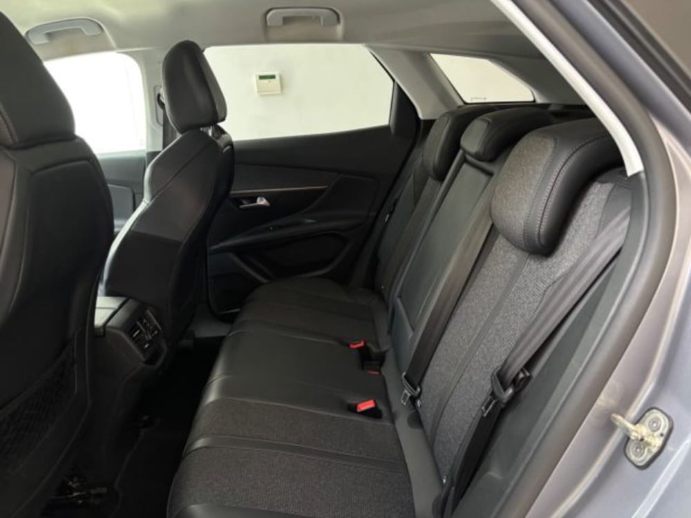 Peugeot 3008 usata a Napoli (17)