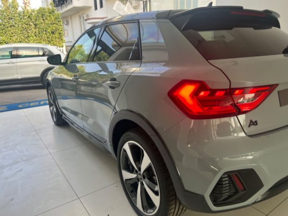 Audi A1 allstreet nuova a Napoli (9)
