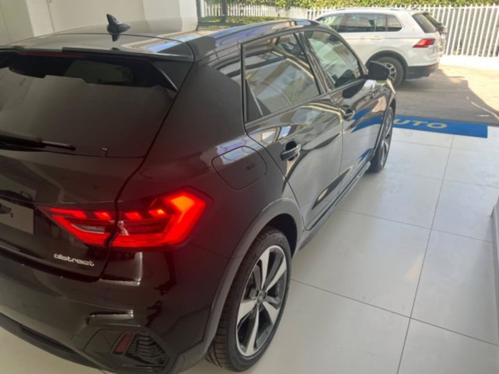 Audi A1 allstreet nuova a Napoli (10)