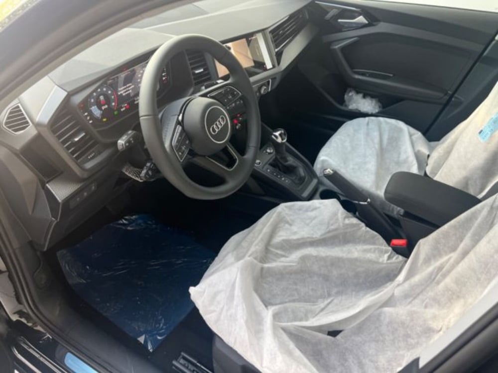 Audi A1 allstreet nuova a Napoli (16)