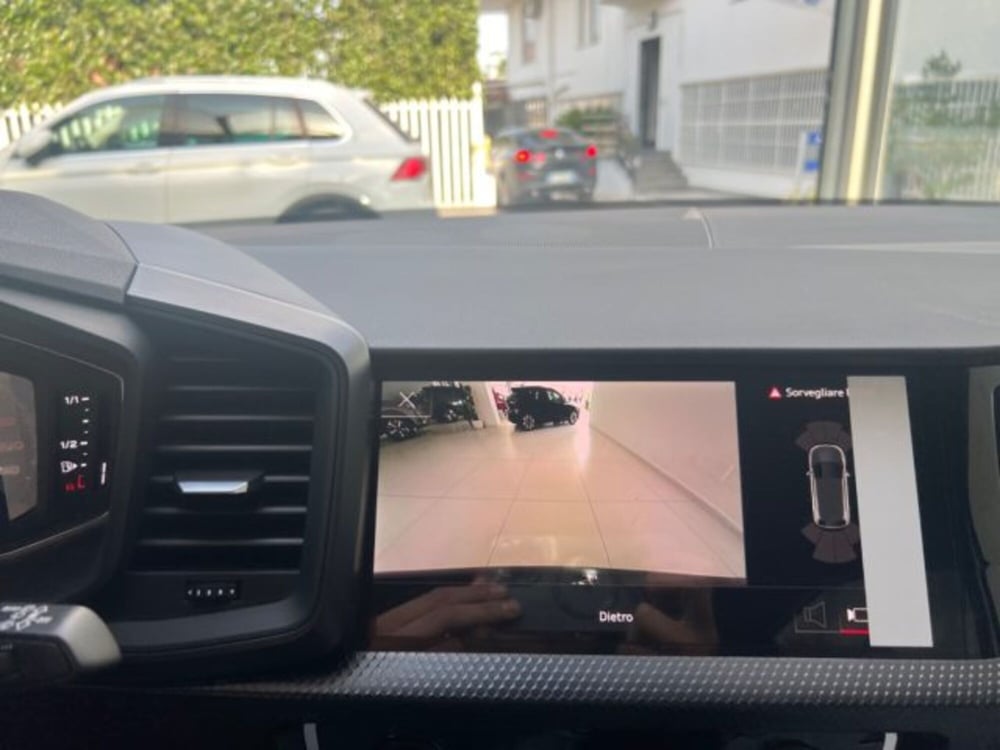 Audi A1 allstreet nuova a Napoli (18)