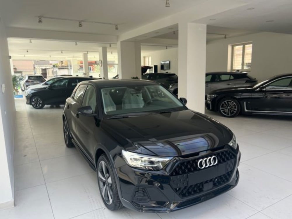 Audi A1 allstreet nuova a Napoli (2)
