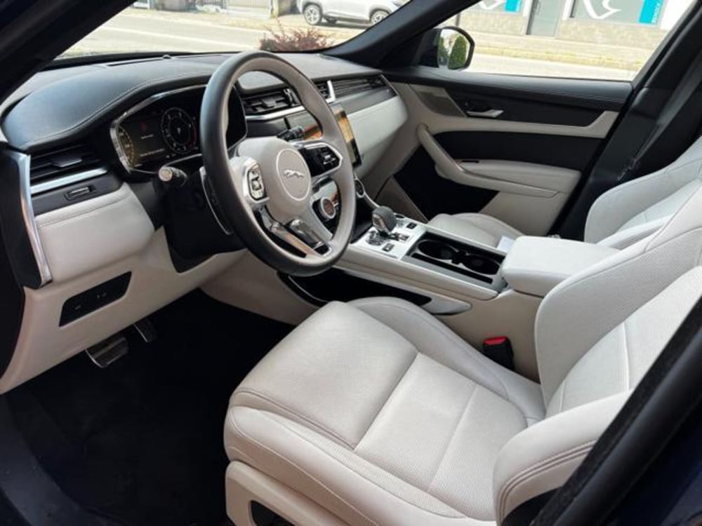 Jaguar F-Pace usata a Bergamo (13)