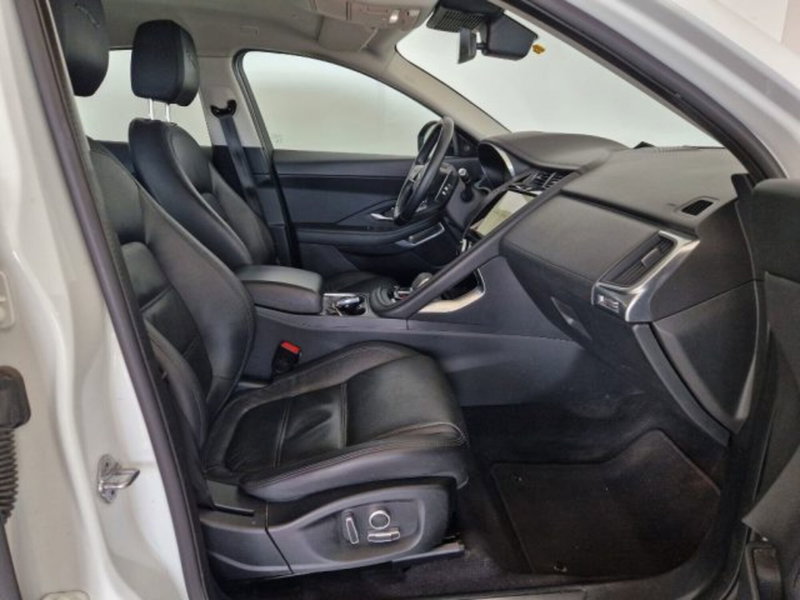 Jaguar E-Pace usata a Modena (3)