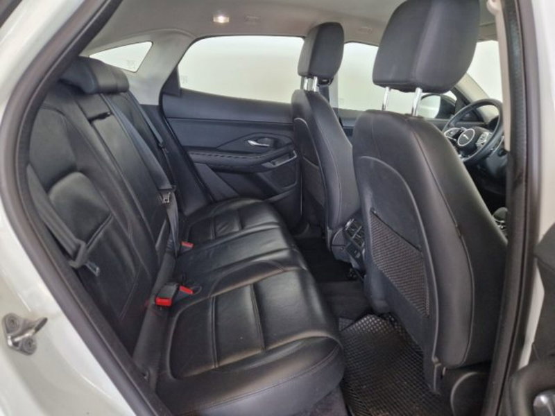 Jaguar E-Pace usata a Modena (5)