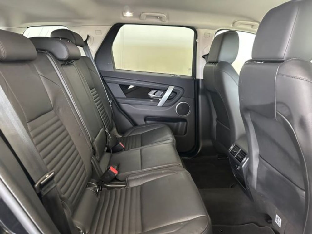Land Rover Discovery Sport usata a Modena (5)