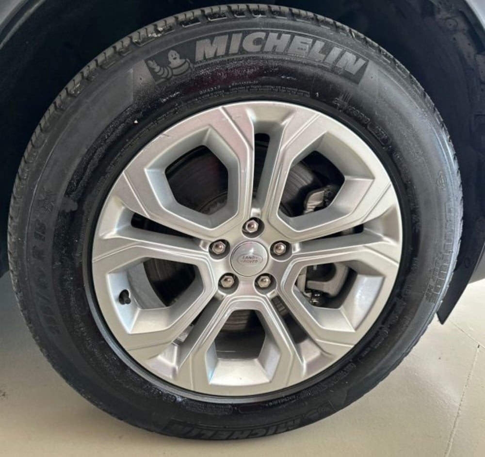 Land Rover Discovery Sport usata a Modena (9)