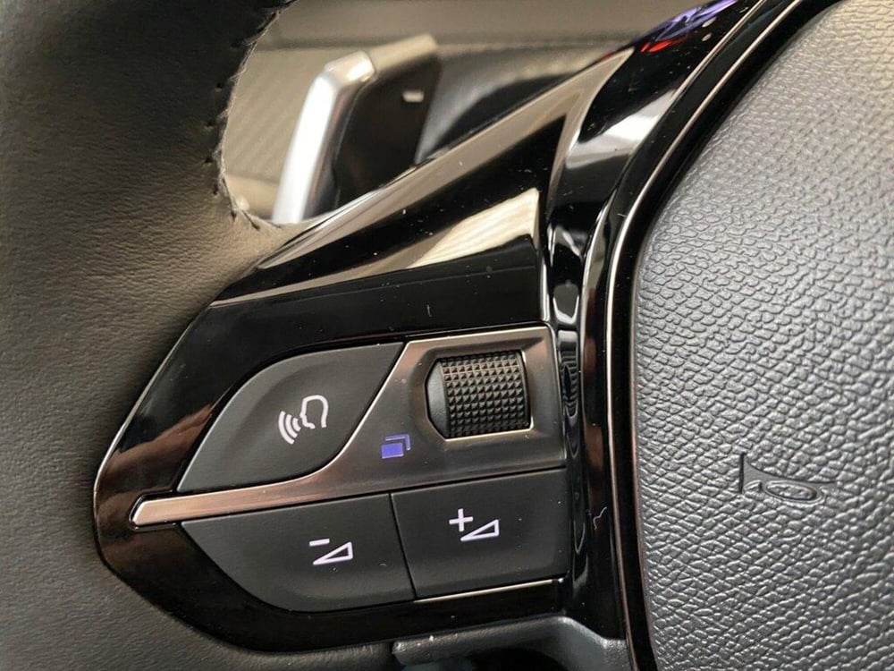 Peugeot 208 nuova a Torino (13)