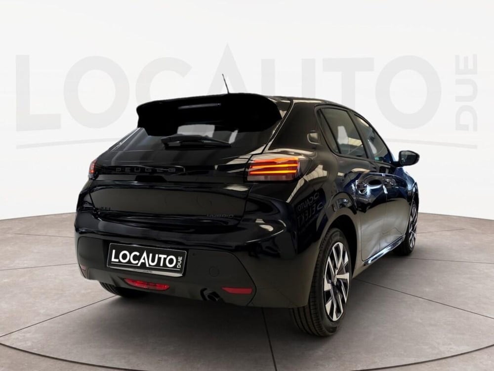 Peugeot 208 nuova a Torino (4)