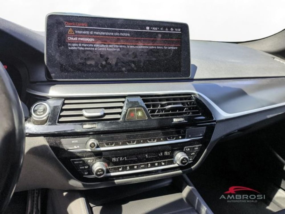BMW Serie 5 usata a Perugia (15)