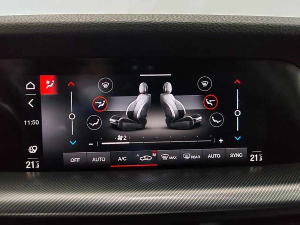 Alfa Romeo Stelvio usata a Torino (12)